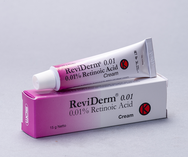 Reviderm Cream 0,01% rekomendasi krim pemutih wajah yang aman di apotik