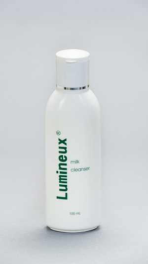 Lumineux Milk Cleanser-300pixels